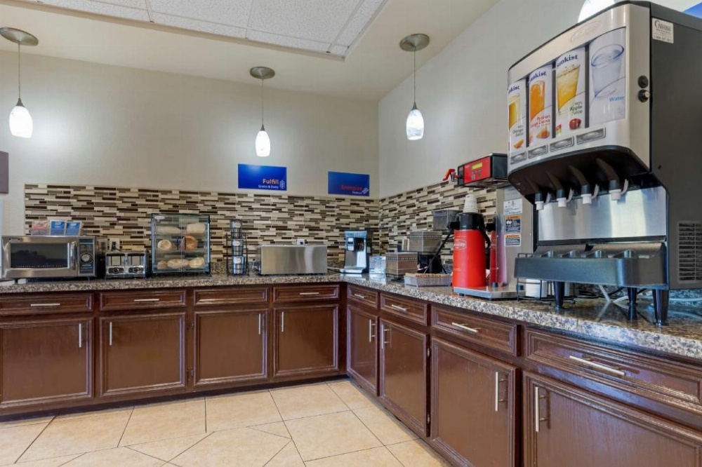 Best Western Plus La Grange Inn And Suites Image 13