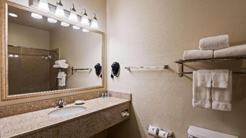 Best Western Plus La Grange Inn And Suites Image 29