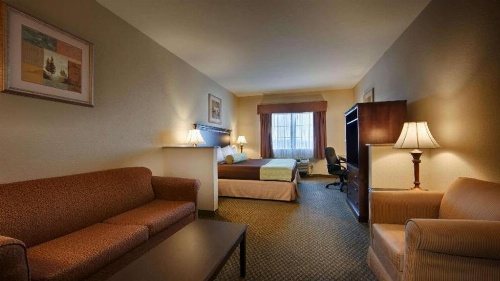 Best Western Plus La Grange Inn And Suites image 42